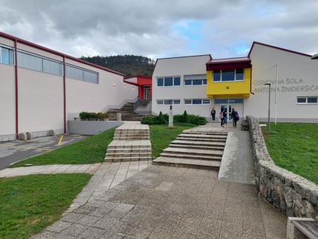 OŠ Antona Žnideršiča (1)